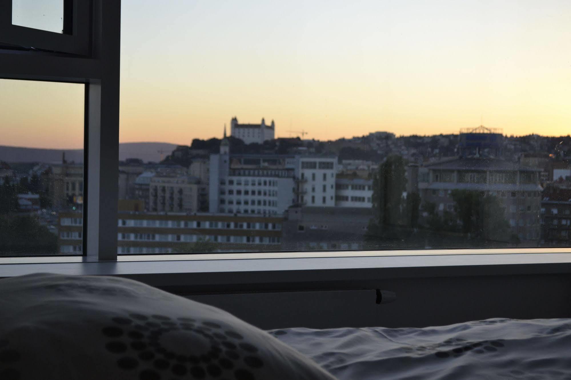 Panorama Apartment Bratislava Esterno foto